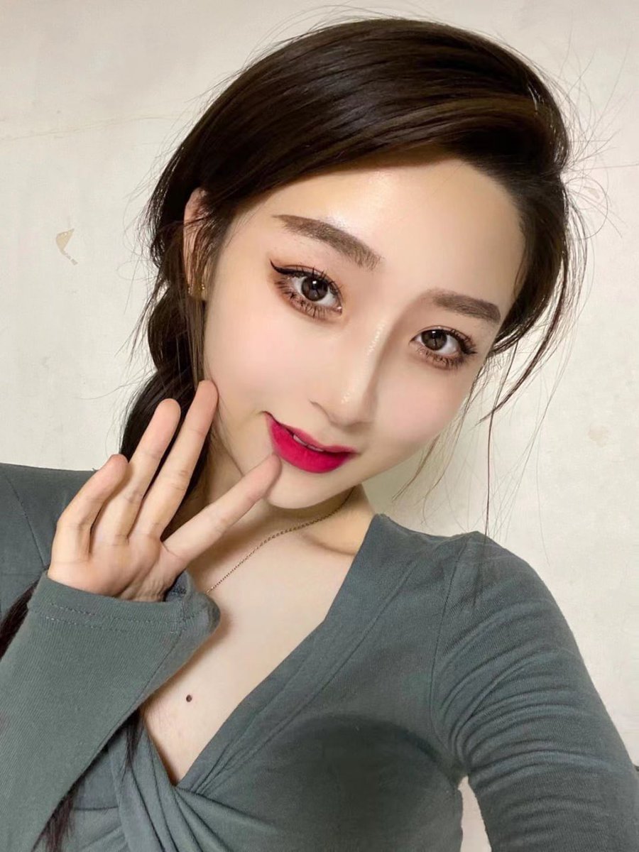 TomBuker6's tweet photo. 有些人说阳了，硬不起来，我就不信我给你口一下你还硬不起来？ https://t.co/dUPYr33sFa