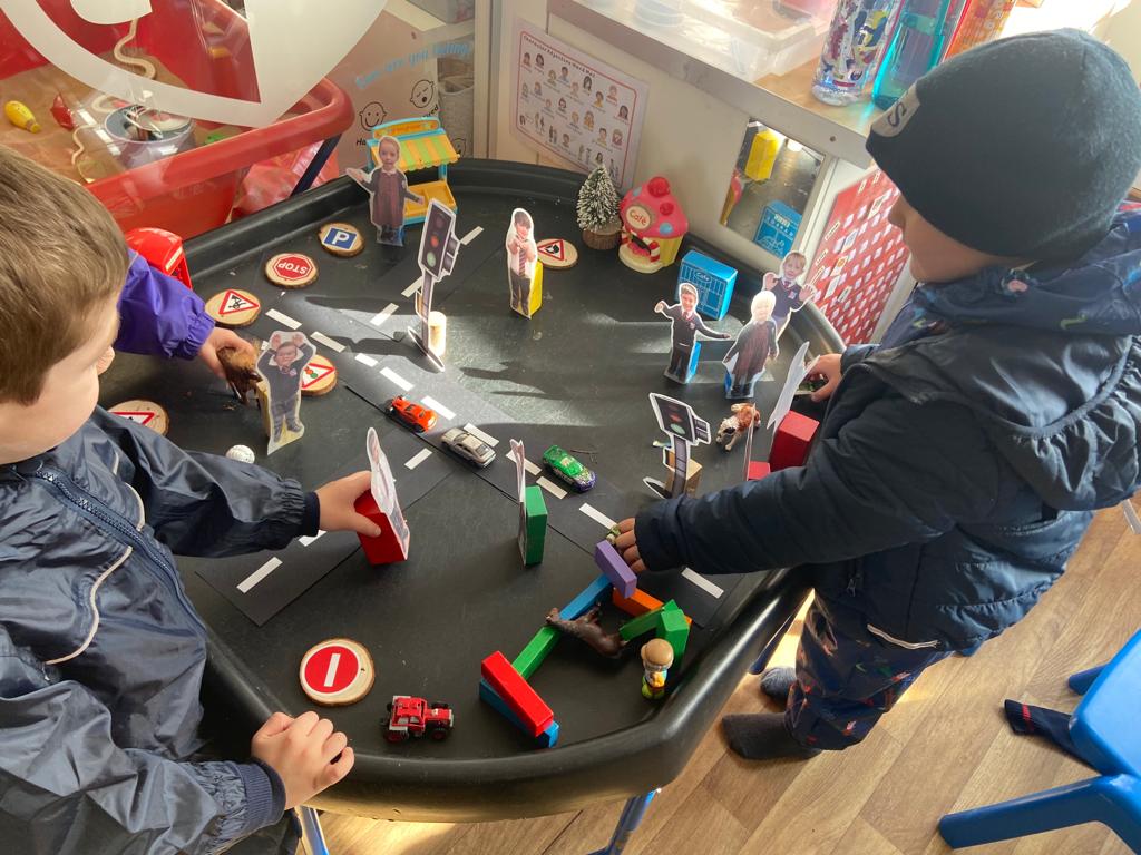 As part of their transport topic, Little Finborough Reception children have been enjoying playing with their mini-me characters which they created for their builder trays. 🚗
#littlefinborough #openday20march
