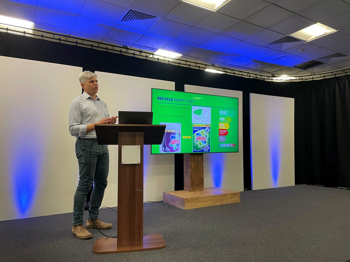 climatejsy's tweet photo. #ecoactive business members were invited to a training session on #wastemanagement and how this can be improved in line with the #wasteheirarchy 

1️⃣ #Reduce
2️⃣ #Reuse
3️⃣ #Recycle 

Thank you to @JerseyZoo for their insight on waste audits. 

👉 https://t.co/UnpsNJ3EDX https://t.co/mflMXhHb1t