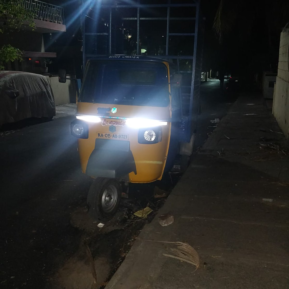 .@BBMPCOMM @BBMPCares Day / Night.. this delivery vehicle  parked in front of the house belongs to a Kurl-on outlet on Kathriguppe Main Road. The Driver is just impossible to deal with &amp; thinks he own the road. It's just impossible to get out of the house park the car in &amp; out ..