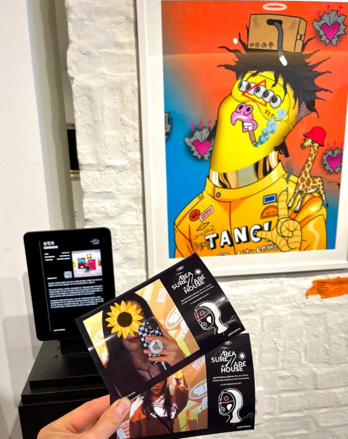 OnlyLookAtMino's tweet photo. [‼] chu_oooomi IG <Model> IG
'Chippy NFT' at THE TREASURE WAREHOUSE NFT Art exhibition
▶️https://t.co/BguvjmZE6h

[‼] tanp_for_art_lovers Uncommon Gallery IG
THE TREASURE WAREHOUSE NFT Art exhibition
▶️https://t.co/KfyoBfYA8u

#MINO #송민호 #OHNIM #ArtistMINO @official_mino_ https://t.co/xKSifm3N2d