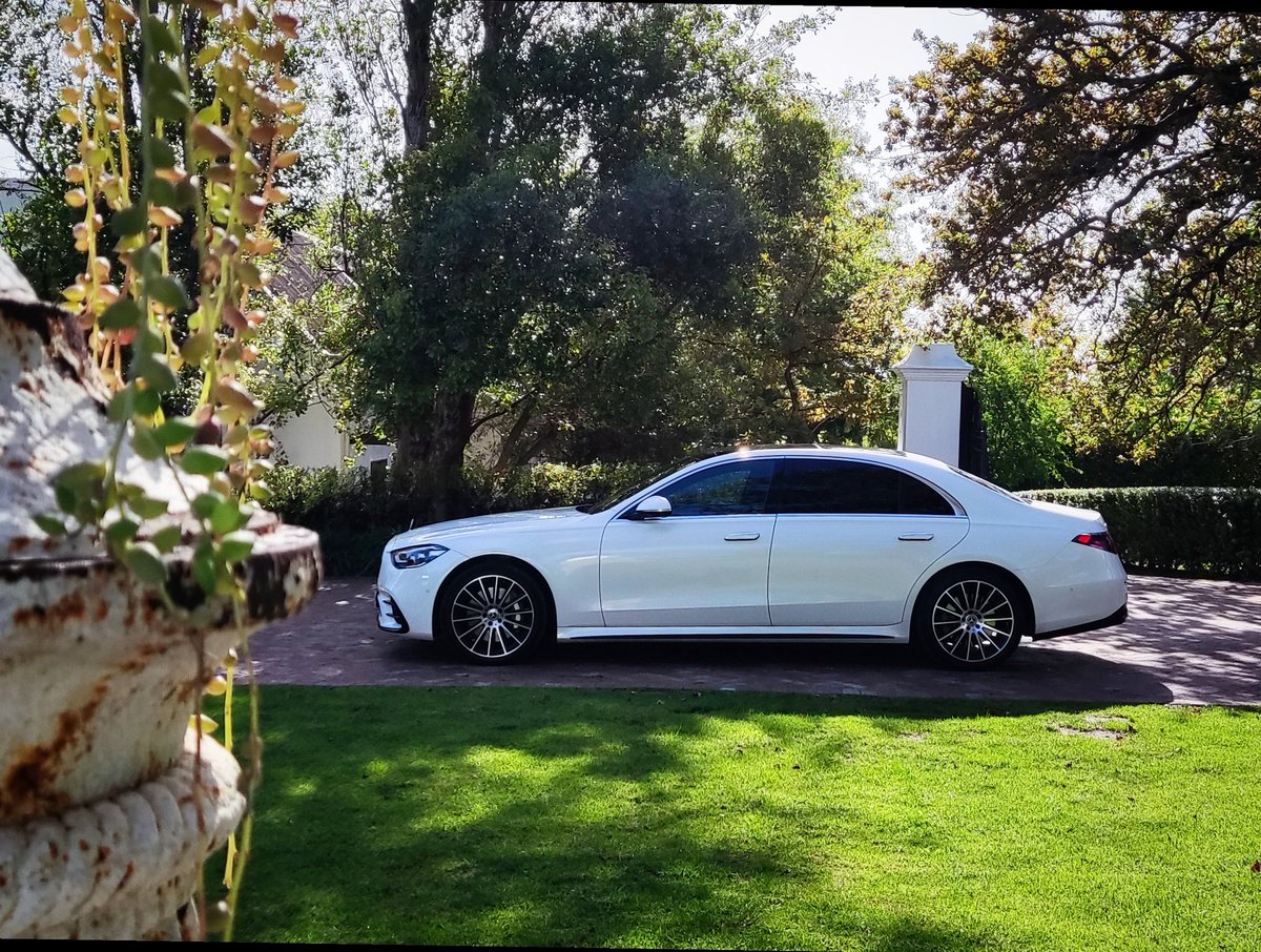 TechnoBokMedia's tweet photo. The S-Class is the designation for top-of-the-line Mercedes-Benz models and was officially introduced in 1972 with the W116, and has remained in use ever since. @MercedesBenzSA Mercedes Benz S500 #MercedesBenzS #SKlasse #ThreePointedStar https://t.co/v1d6hzrpLT