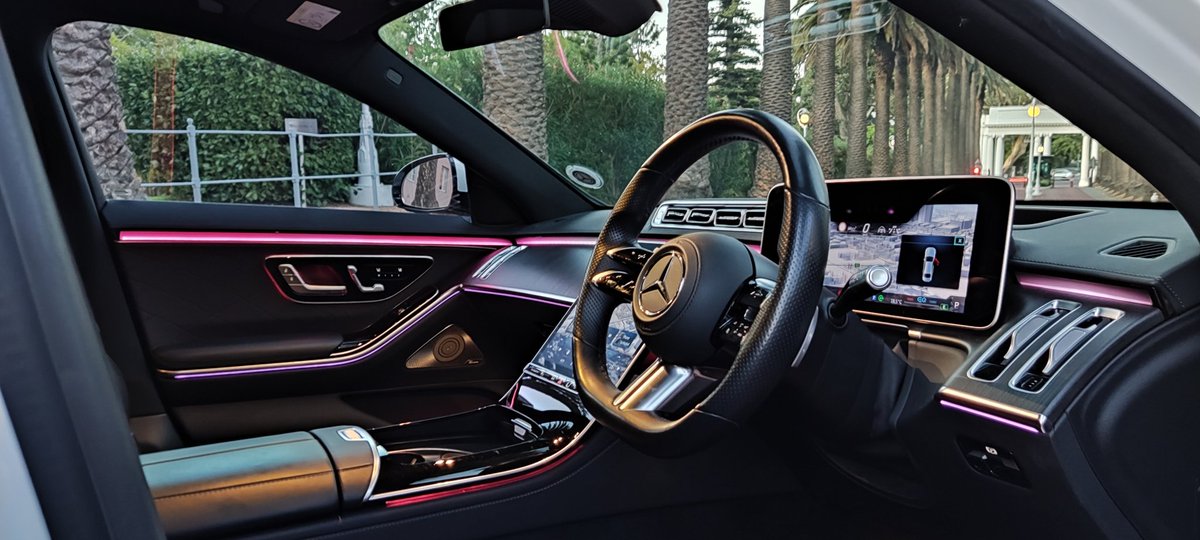 TechnoBokMedia's tweet photo. The S-Class is the designation for top-of-the-line Mercedes-Benz models and was officially introduced in 1972 with the W116, and has remained in use ever since. @MercedesBenzSA Mercedes Benz S500 #MercedesBenzS #SKlasse #ThreePointedStar https://t.co/v1d6hzrpLT