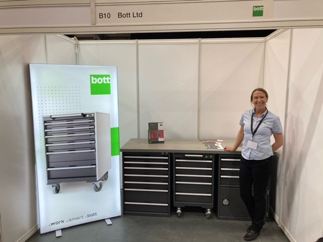 Bott_Ltd's tweet photo. If you're visiting the #RSConnect event over the next couple of days, why not come and connect with us on stand B10. 👋
Let us take you through the features & benefits of our professional storage solutions. See you there! @WeAreRSGroup
#Network #Share #Connect
#worksmartbott https://t.co/qXJwkLXwc9