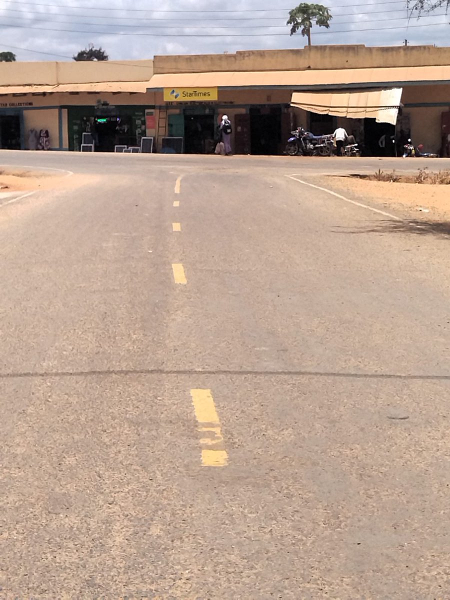 KeRRA_Ke's tweet photo. End of defects liability period inspection of Kandwia Gai Kyuso Tymu road in Kitui County. The road is 31.7 km including town road links in Kyuso town allowing easy access within the town therefore promoting trade.
#connectingdevolvedkenya https://t.co/K9Ji9euavV