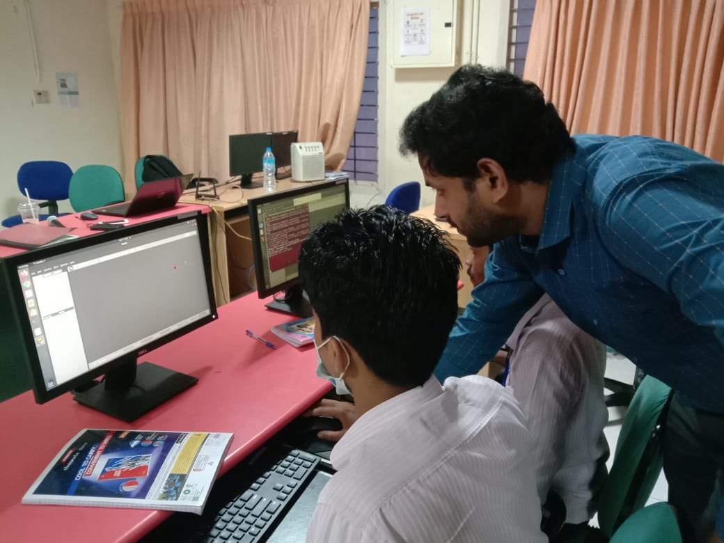 SinroRobotics's tweet image. &quot;Attention all graduates! Are you looking for an opportunity to gain practical work experience and kickstart your career? Look no further than our internship programs #InternshipPrograms #Graduates #WorkExperience #CareerOpportunities #ProfessionalDevelopment #IndustryExperts