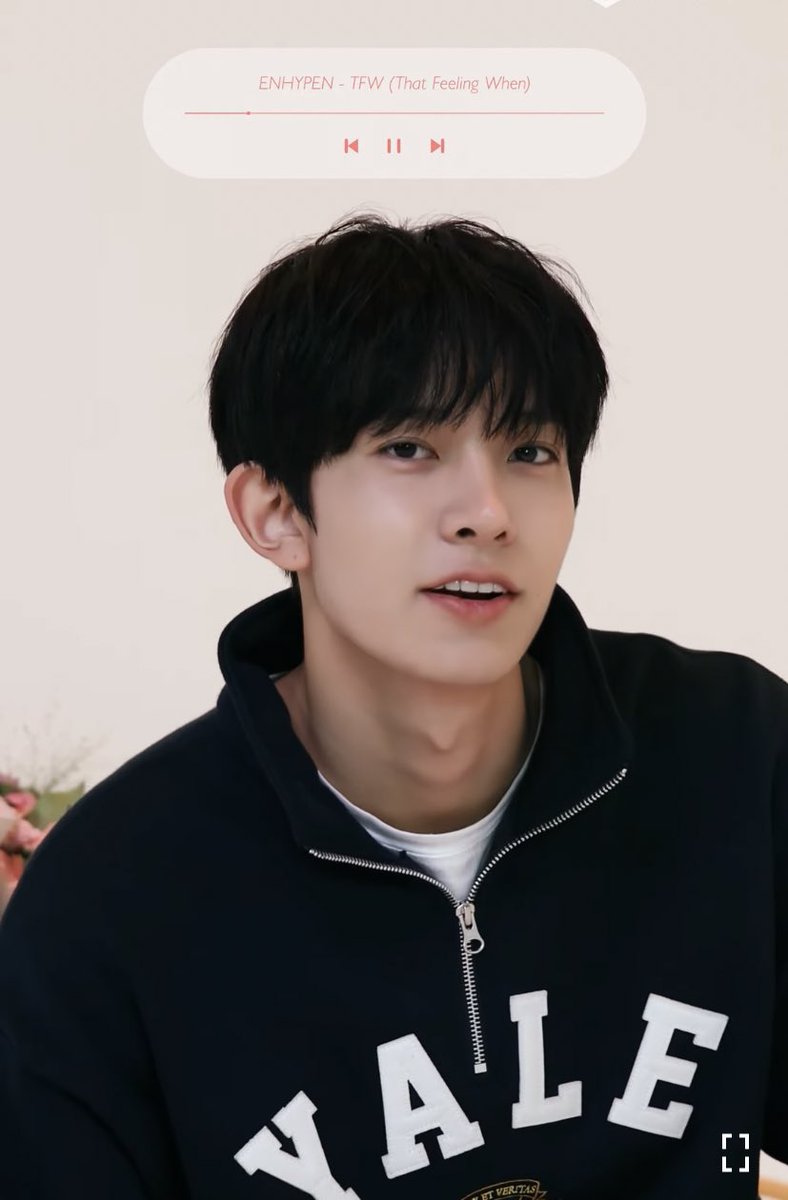 moonandenhypen's tweet photo. Lee Heeseung 이희승 PLAYLIST 🎧

TFW (That Feeling When) - ENHYPEN

죠지 - 언제든 어디라도 https://t.co/iFTqclQU1W