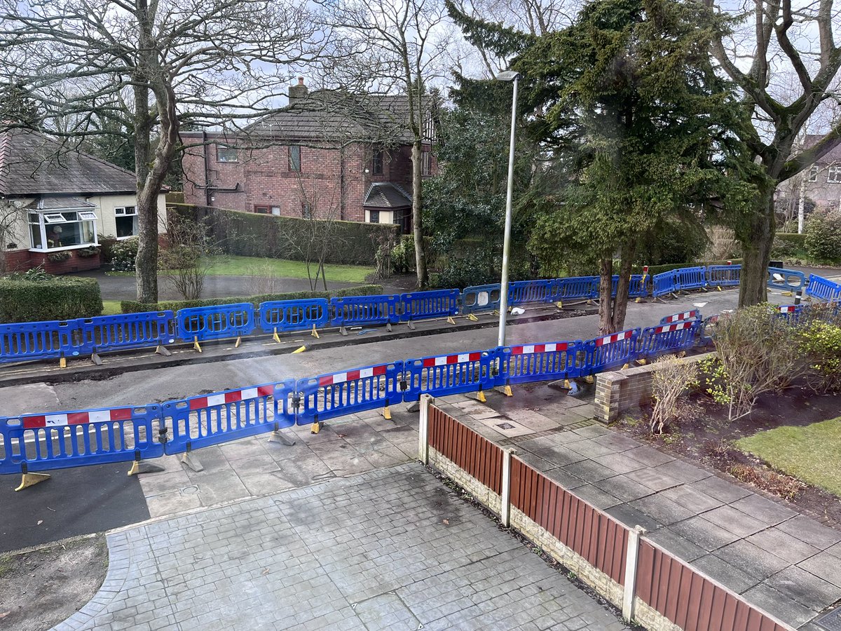 helrue's tweet photo. @cadentgashelp week 6 of no driveway access and not one single worker out on site (as usual). Where are your workers? https://t.co/0s9N93G3O6