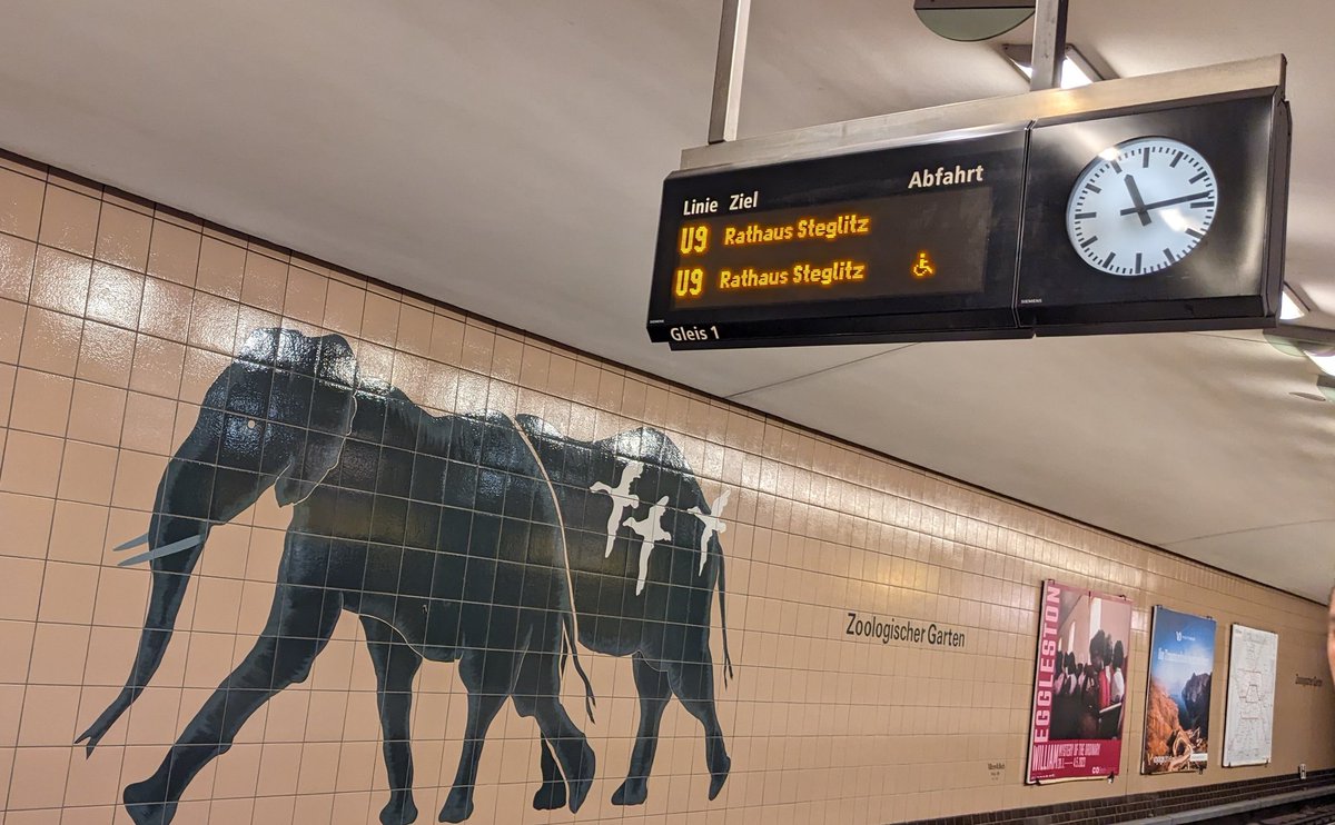 Ben G. (@bendetta_b) on Twitter photo Nicht das es zu einem #Elefantenrennen kommt, wie auf der Autobahn!? <a href="/BVG_Kampagne/">Weil wir dich lieben</a> <a href="/BVG_Ubahn/">BVG U-Bahn</a> Nicht das es zu einem #Elefantenrennen kommt, wie auf der Autobahn!? <a href="/BVG_Kampagne/">Weil wir dich lieben</a> <a href="/BVG_Ubahn/">BVG U-Bahn</a>