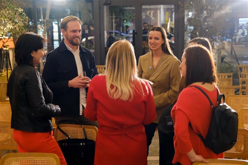 albania_unicef's tweet photo. Joining the @AwardsICT 11th launch.
#UNICEFAlbania is a staunch supporter of the innov & tech ecosystem, by young people, for young people, building 21 century skills & direct support for youth start-ups.
Supported within #QËNDRO project, funded by @ItalyinAlb & impl by #ALBICT. https://t.co/q6kRUV8jzE
