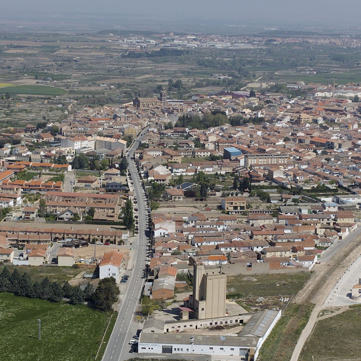 upn_navarra's tweet photo. 👤 Ó𝘀𝗰𝗮𝗿 𝗕𝗲𝗮 𝗧𝗿𝗶𝗻𝗰𝗮𝗱𝗼, candidato de UPN a la alcaldía de 𝗖𝗶𝗻𝘁𝗿𝘂é𝗻𝗶𝗴𝗼.

De 50 años, es arquitecto técnico y Alcalde desde 2019.

Quiere "poner la atención en los vecinos, terminar el nuevo Plan Municipal y la ampliación del polígono".

#ElPartidoDeNavarra https://t.co/5DN0tGRMH9