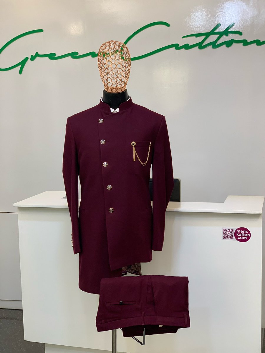 GreenCutton's tweet photo. Tailored Trench suit by @GreenCutton 

LEFT or RIGHT https://t.co/iPCQqlYeu0