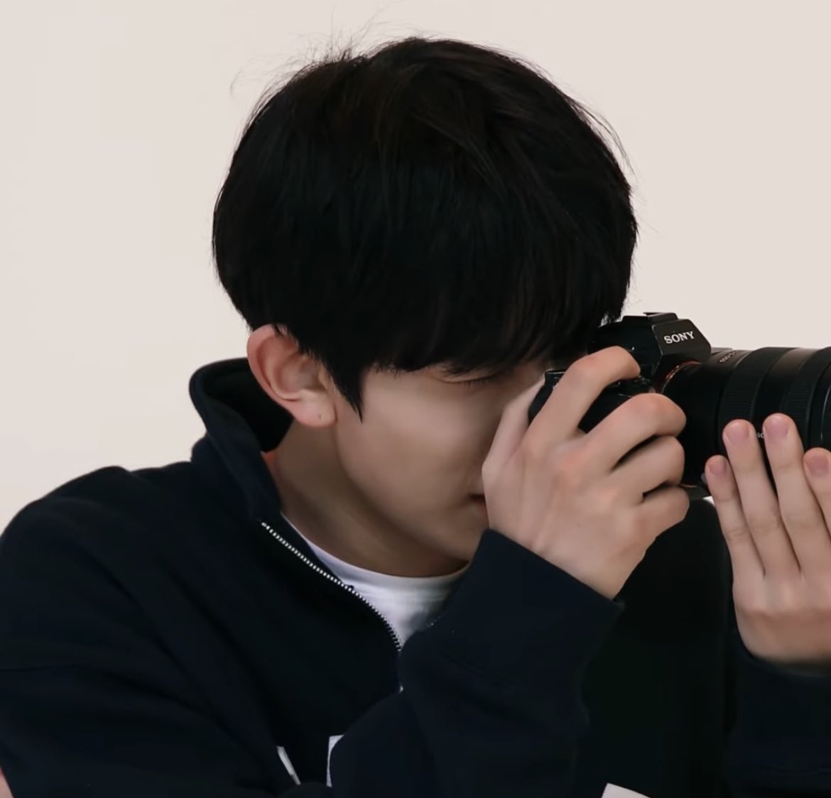 ksnhive's tweet photo. heeseung                 🤝                sunoo https://t.co/a1MOSqsgGe