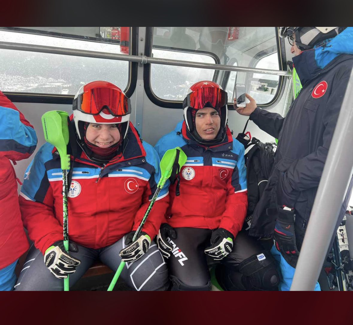 Otizmli milli Kayak sporcularımız Dadaşlar Diyarının gururu olan sporcularımız Aliye Zeynep ve Muhsin Murat Bingül’e Avusturya’da yapılan @SPORTVirtus dünya kayak şampiyonasına büyük haksızlık yapılıyor sesiz kalmayalım bu haksızlığa @Erzurumlular25 @dadaslargrubu #adaletvırtus