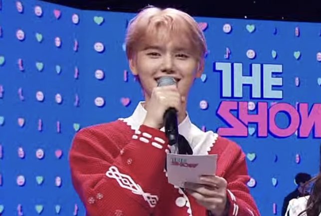 luldakkae's tweet photo. we love you mini puppy you've worked so hard for more than a year our best mc ever :(( i'm so happy minhee got to end this giving cravity an award again ❤️ you'll always be my favourite boy ever ilysm https://t.co/Jy42ohAAV1