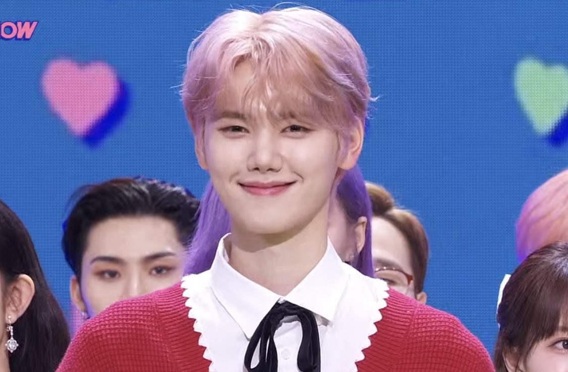 luldakkae's tweet photo. we love you mini puppy you've worked so hard for more than a year our best mc ever :(( i'm so happy minhee got to end this giving cravity an award again ❤️ you'll always be my favourite boy ever ilysm https://t.co/Jy42ohAAV1