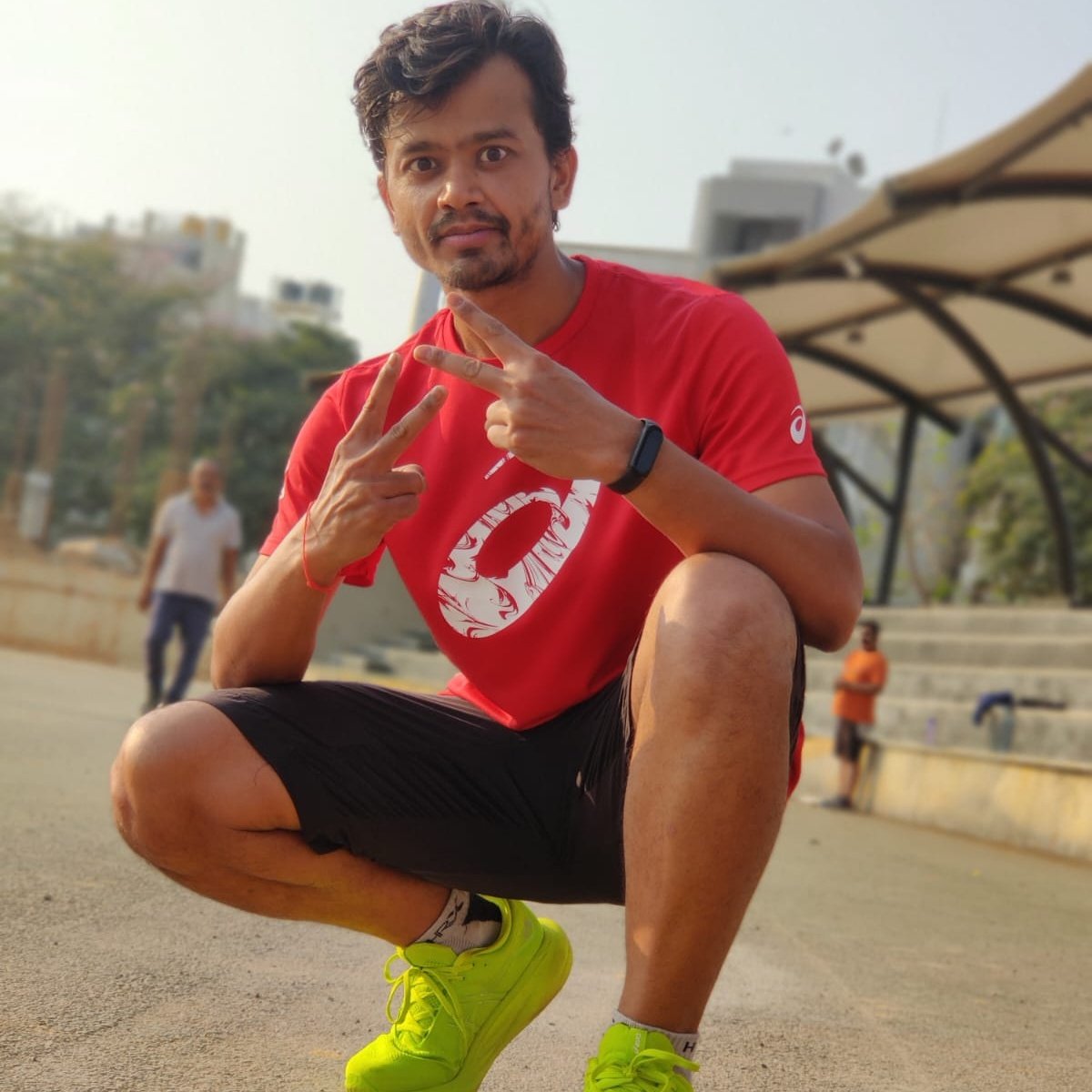 #NewProfilePic 
#runner #run #running
#asicsgelnimbus25
@ASICS_India 
#liveuplifted 
चमक, मेहनत की, तब और बढ़ जाती है,
जब, 'रूह' मंजिल से मोहब्बत कर जाती है  ❤️