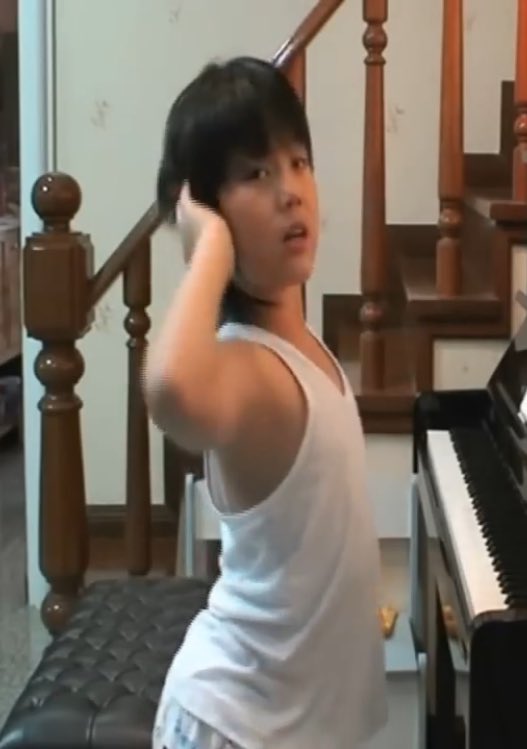 Fz_Fang's tweet photo. การเติบโต 5555555554444444444444444 https://t.co/XSv9iiGaoV