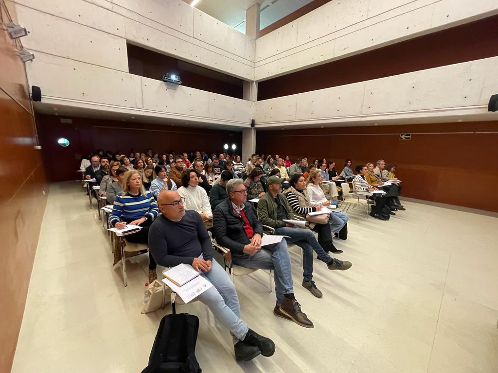 Orientacionalmeria tweet media