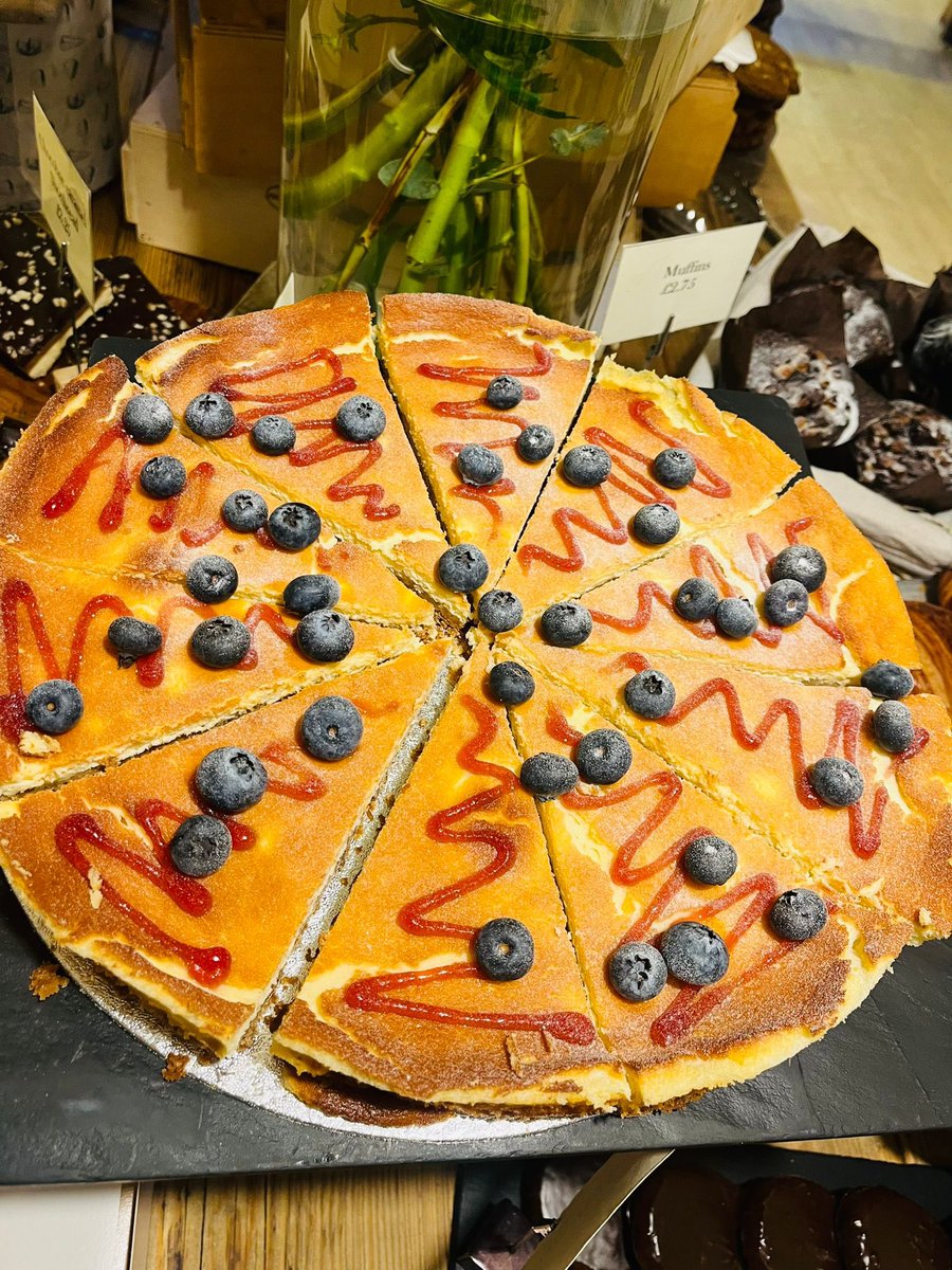BreadCollect1on's tweet photo. Only a few days until #MothersDay2023 if you haven’t time to make a cake 🍰 we have the answer. Our #vanilla #cheesecake looks and tastes divine. Pop in and see what other treats we have on offer @VisitKnowle @GWABirmingham @SolihullBID @visit_solihull #alwaystimeforcake https://t.co/PhYzAigKzm