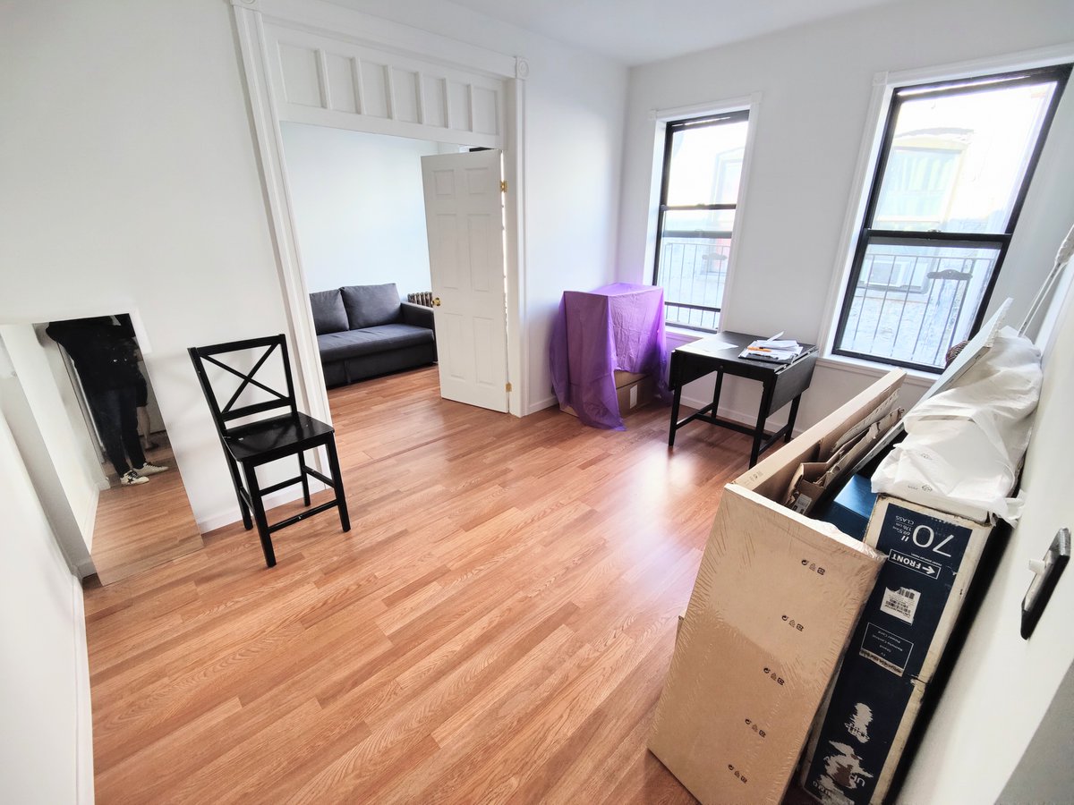 adcnyrealty's tweet photo. 2bd/1bth HDFC Coop For Sale in Washington Heights NYC - https://t.co/AOiWChSalt https://t.co/dbwz5mi956