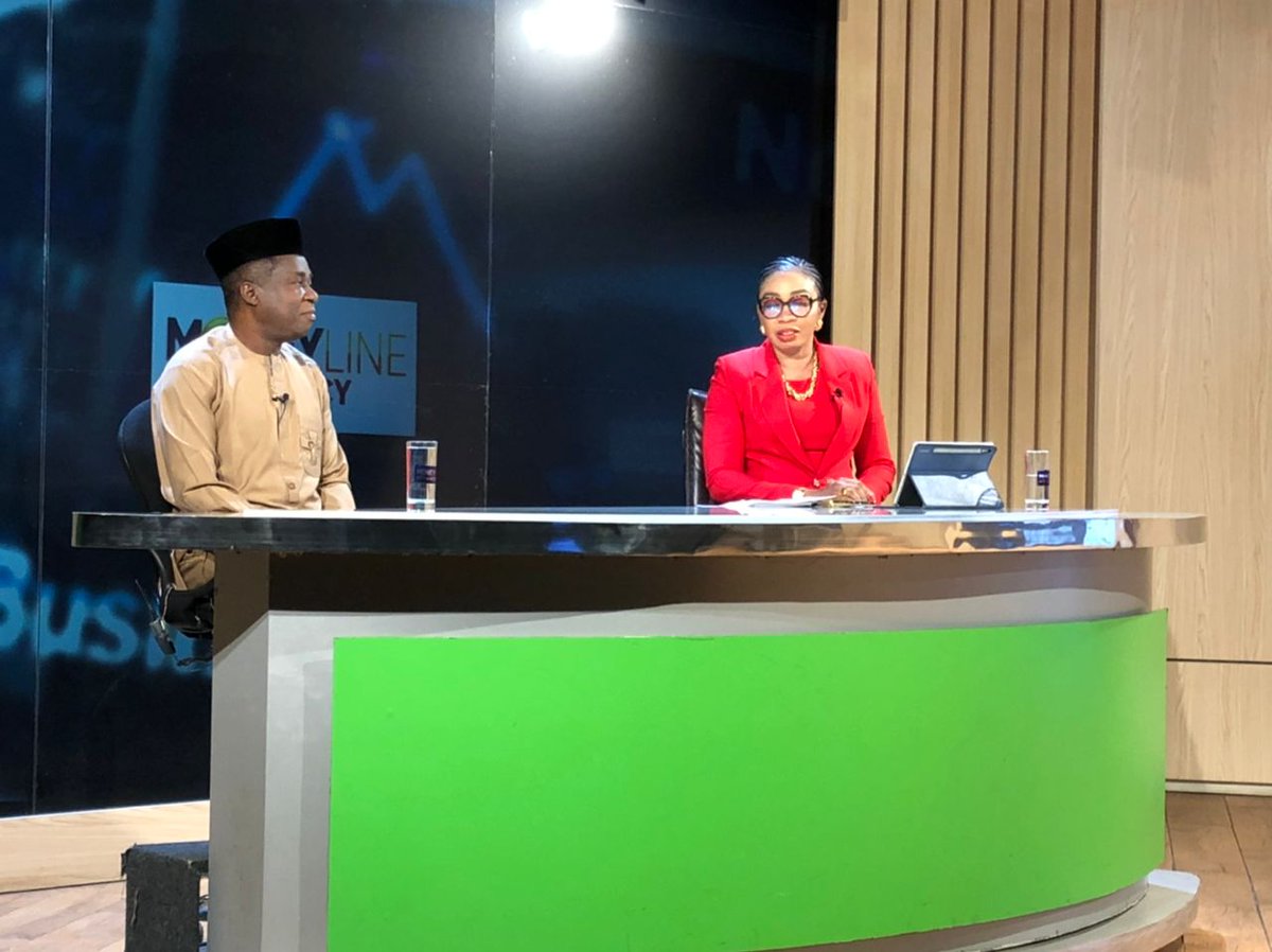 moneylineTV's tweet image. We are live on @AIT_Online with our guest, Prof. Uche Uwaleke, Professor Finance and Capital Market, as we discuss the topic - 'CBN's Directive On The Old Naira Notes.
Join the conversation...
: 
#Comment and #Share 
Don't forget to subscribe to our Youtube channel
#oldnotes #CBN