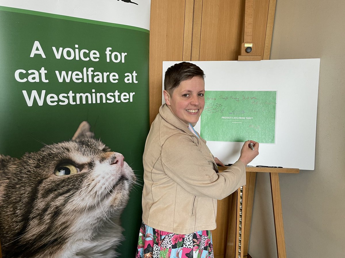Thanks @KirstySNP for pledging to #TackleCatTheft!