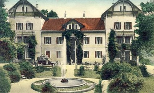 Doživite Hotel Švicarijo**** kot so ga doživeli prvi gostje davnega leta 1872. 𝐁𝐢𝐭𝐢 𝐩𝐫𝐯𝐢 𝐬𝐞 𝐬𝐩𝐥𝐚𝐜̌𝐚⭐
𝐎𝐭𝐯𝐨𝐫𝐢𝐭𝐯𝐞𝐧𝐚 𝐩𝐨𝐧𝐮𝐝𝐛𝐚👉 terme-dobrna.si/paket/hotel-sv… 
#otvoritev #OpeningDay #termedobrna #visitdobrna