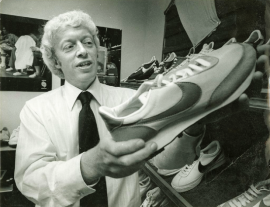 bambu_media's tweet photo. Just do it. Don't let anyone tell you that you can't do something. You have a dream, you have to protect it. If you want something, go get it. - Phil Knight (Nike Co-Founder) #TuesdayMotivation #BambuMedia https://t.co/kkzVwAnLwA