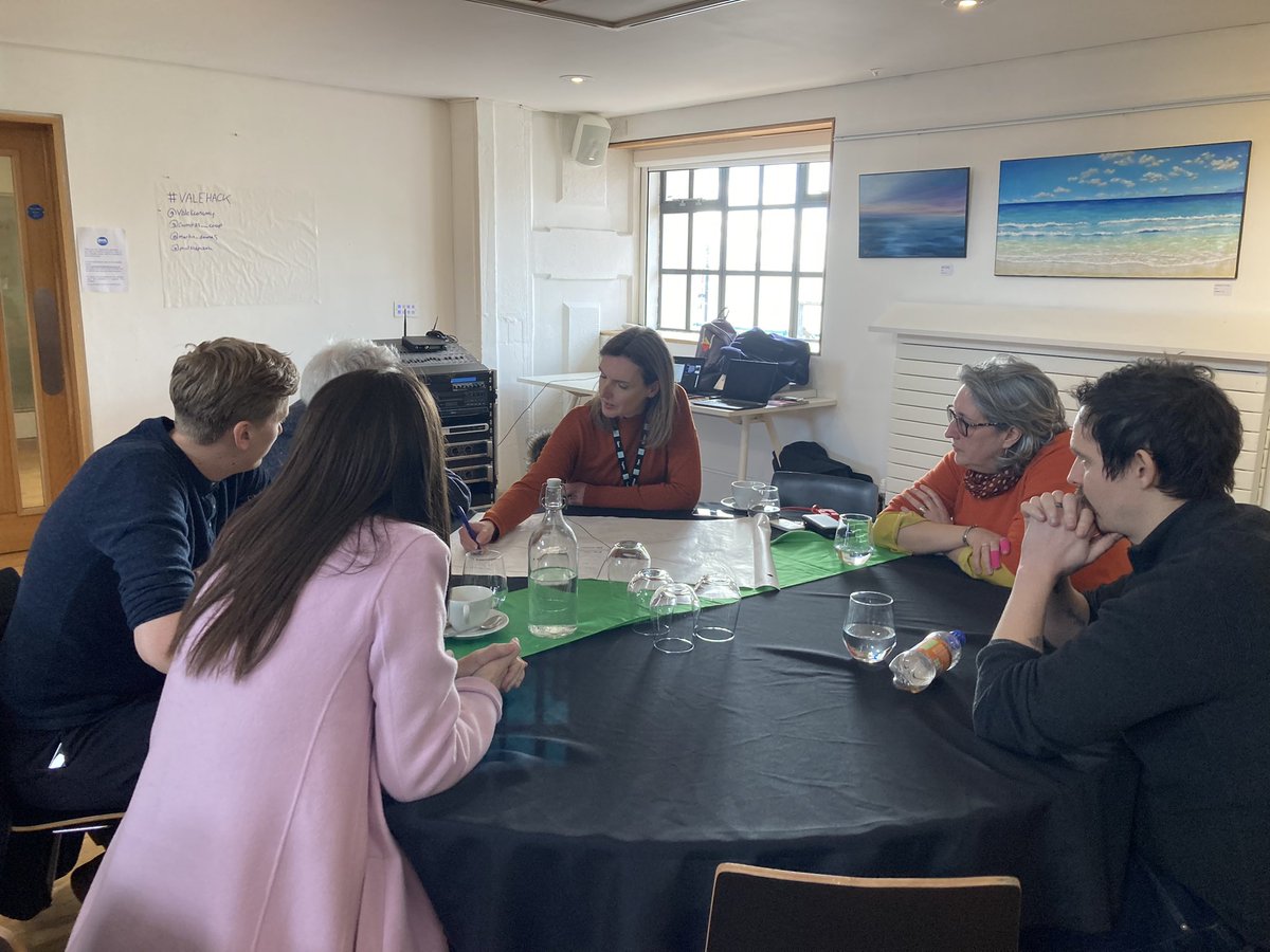 paulstepczak's tweet photo. We’re Back! @Cwmpas_Coop delivering #HackOfKindness no 32. Today, @martin_downes and I are in the amazing setting of @PenarthPavilion delivering a hack on #tourism for @ValeEconomy. https://t.co/jSFAMbhMti