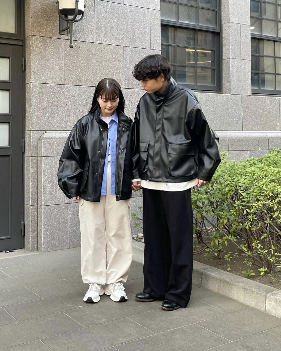 ____mayu21____'s tweet photo. 春のカップルコーデはレザージャケット合わせが個人的におすすめ👫🏻🎶 https://t.co/OdoANFG0Sk