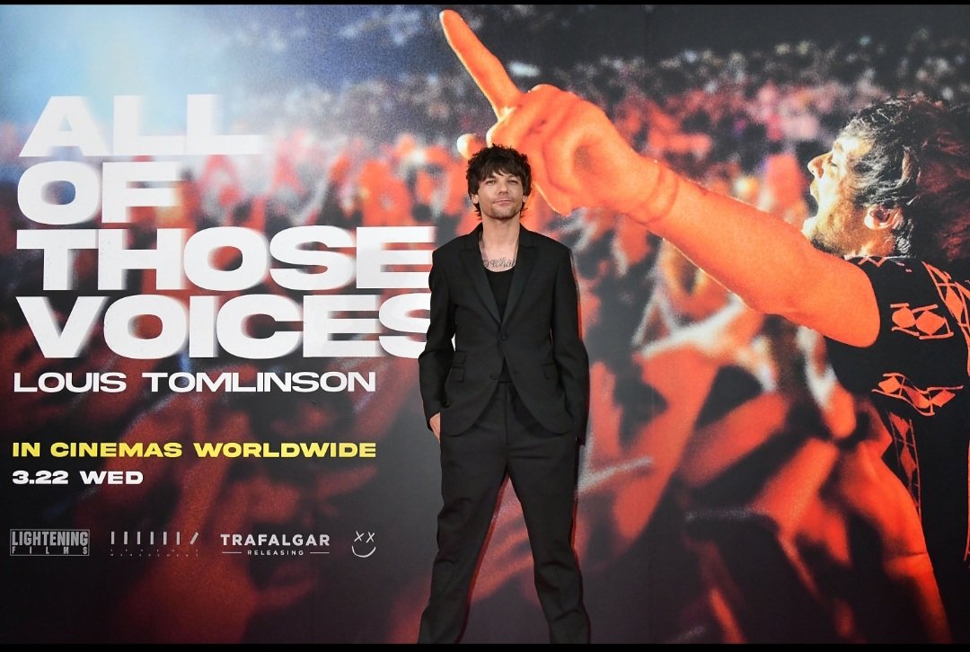 bk1silver's tweet photo. Hi @Louis_Tomlinson
How incredible 😍 you continue to make us so proud of you 👏 #AllOfThoseVoices #AllOfThoseVoicesTOKYO #LouisTomlinson #eightmoredays #SayingHitoLT https://t.co/txExGrcx9W