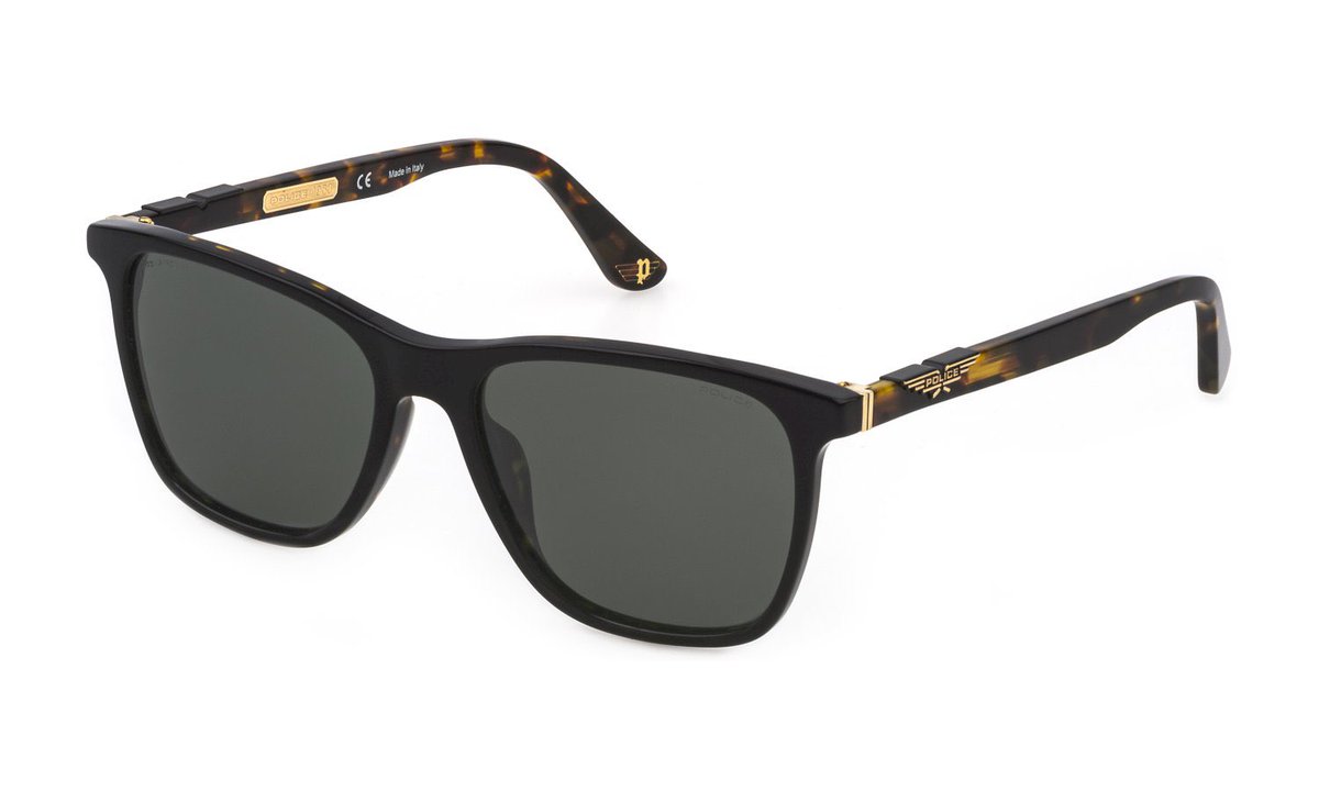 TRIOPTICA's tweet photo. No Dia do Pai, compre os seus óculos POLICE e nós oferecemos uma T-Shirt especial. 😎🤓 #policeeyewear #coolestdadever #sunglasses #oculosdesol #otica #oculista #trioptica #diadopai https://t.co/iWHGMnbYnZ