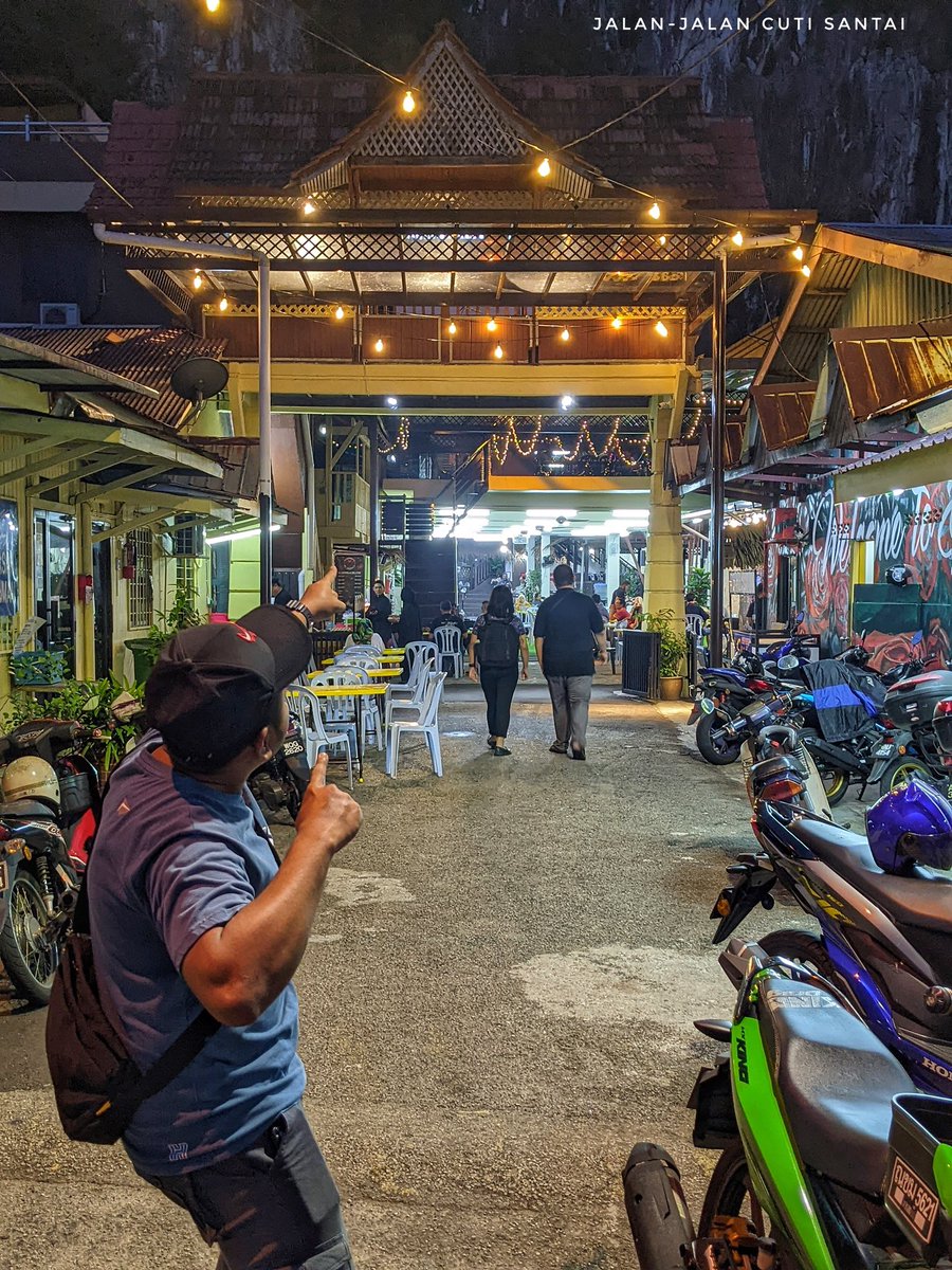 MalaysianFoods's tweet photo. Restoran unik di dalam Gua dkt "Batu Caves, Selangor!

Satu-satunya di Lembah Klang, destinasi lepak, makan dan santai di dalam gua. Boleh menikmati makanan view dan pemandangan cantik dan unik dlm gua !

📍Gua Lepak, Jalan TIB 1/3, Taman Industri Bolton, Batu Caves, Selangor. https://t.co/GMol3e92r6