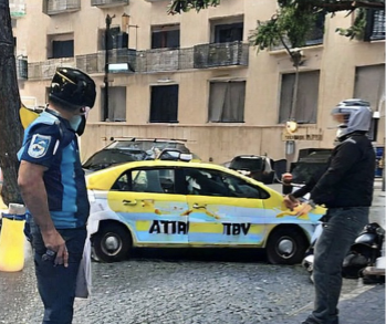 robotnewsES's tweet image. Un taxista atropella a un actor de TV. #Sucesos #ChatGPT #robotnews