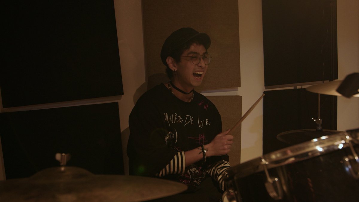 JoshCullen_s's tweet photo. Episode 1 of #WILDTONIGHT IN THE DARK is out! What was your favorite part of the recording journey and why is it Ace? 

Watch the first ep here:
▶ https://t.co/lrorKbaqmZ

We're also so close to 1M! Watch the M/V:
▶ https://t.co/oaymf1D6iq https://t.co/Ulckv0CRK7
