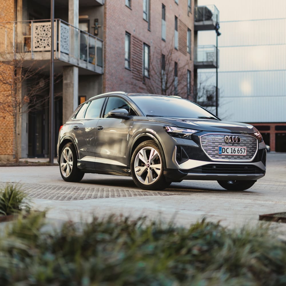 AudiDanmark's tweet photo. Softwareopdatering: Audi tilbyder nu nye funktioner til eksisterende Q4 e-tron biler https://t.co/UAx5gWjbLi https://t.co/F47qx1ZxcD