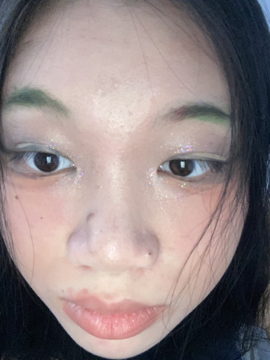 _joyalice_'s tweet photo. I love the make up today :) https://t.co/E4MXugHv5k