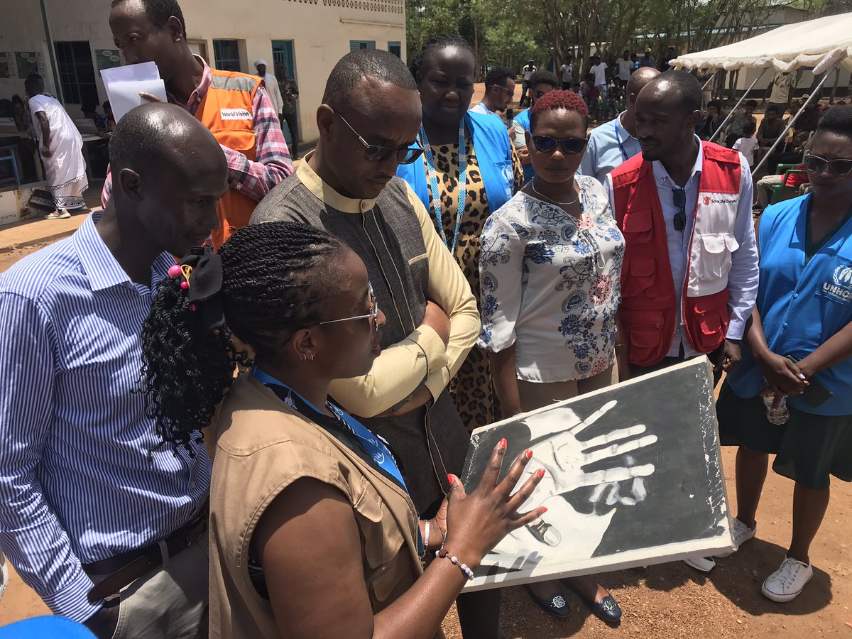 BugeseraDistr's tweet image. None mu nkambi yakira impunzi - ETM Gashora hizihijwe Umunsi Mpuzamahanga w’Abagore #IWD23.
Abagera kuri 686, barimo abagore 286 bifatanije n'abahagarariye izindi mpunzi ziri mu Karere, hamwe n'abaturage b'Umurenge wa Gashora.
Umuyobozi w’Akarere @MutabaziRich yifatanyije nabo.