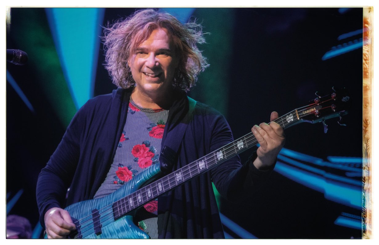 Happy birthday to Billy Sherwood !!!! 