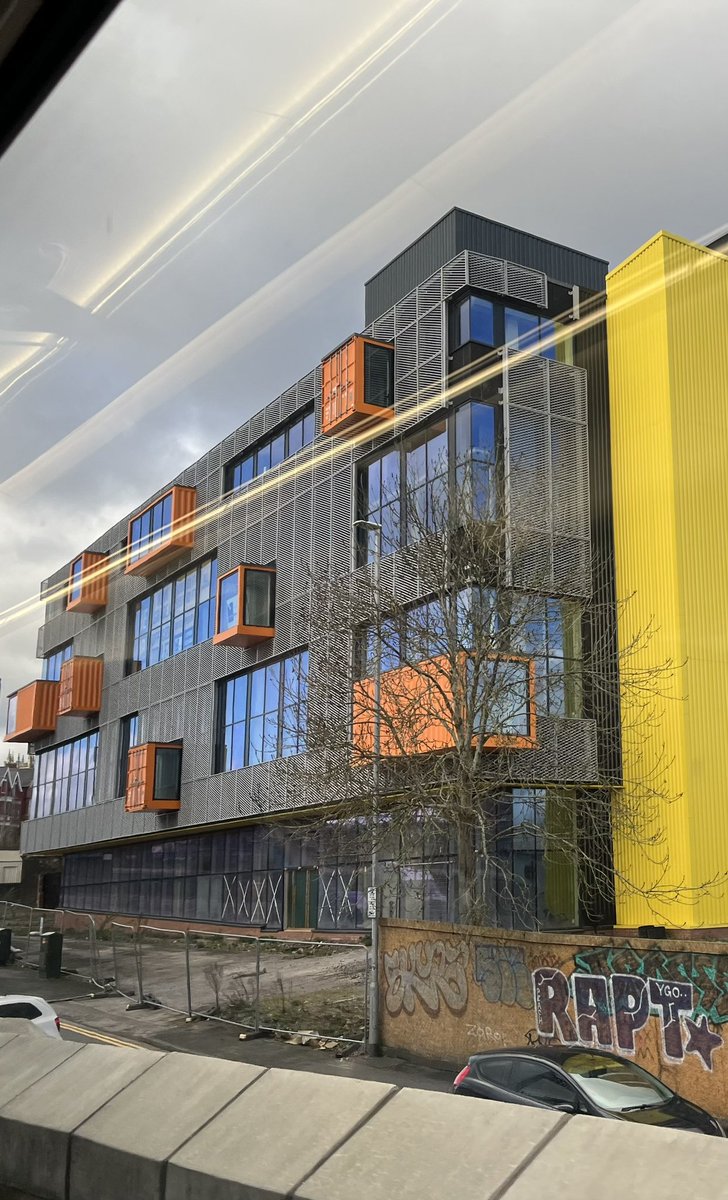 RioArchitects's tweet photo. Just whizzing past the @RioArchitects designed “Hub” building in Newport, en route to London @GarrisonBarclay @troikaconstruct @BHPLwales  Vitec @AYUKViews @Savills #architecture #trainpics https://t.co/SsqwJlNyLO