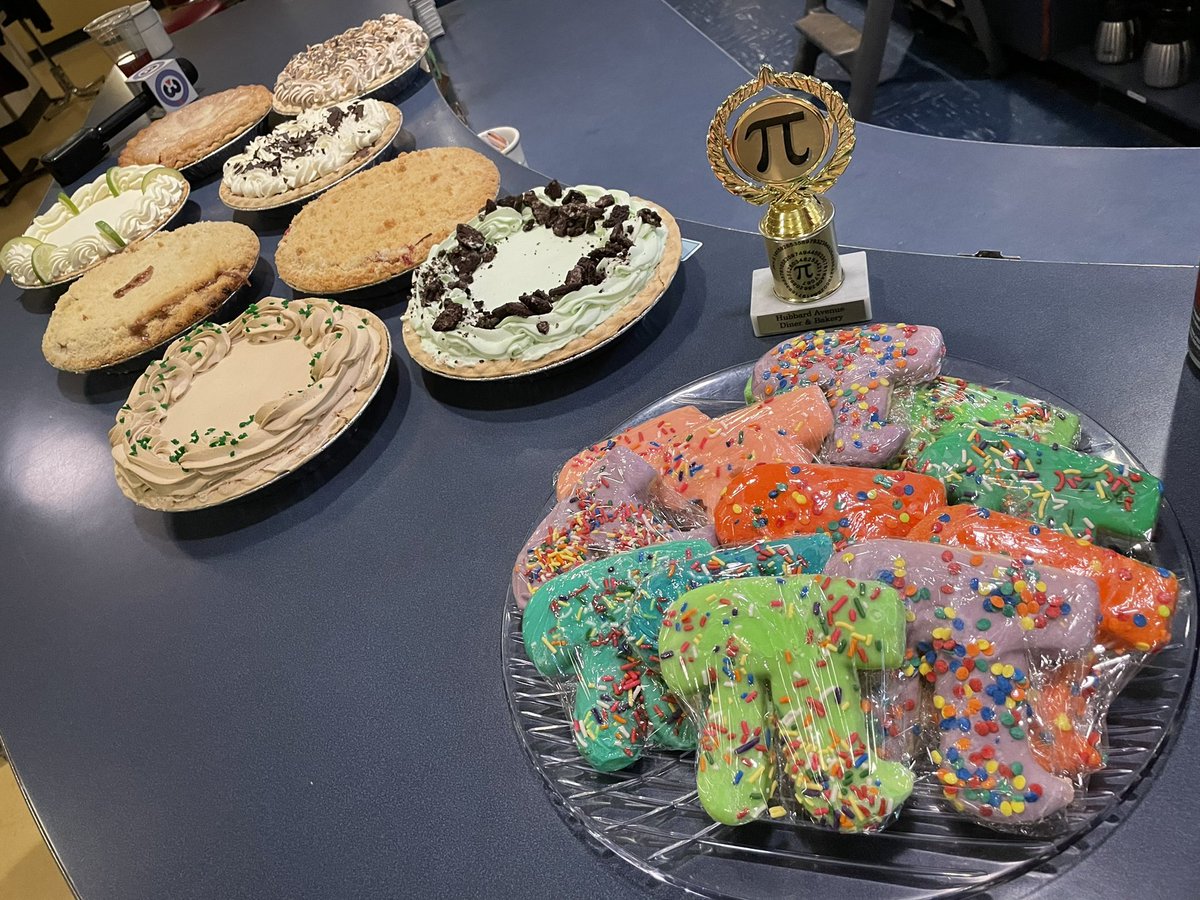 Area_Photog's tweet photo. This will be a colorful contest. Our Pi-day eating contest will use double crusted cherry pie! #news3now #inthe608 @JoshSpreiterTV https://t.co/OQwRKYHUal