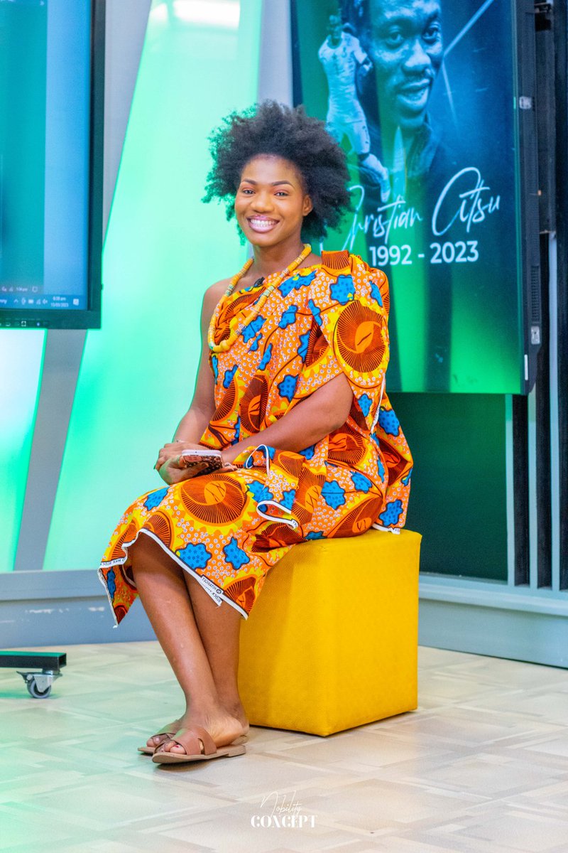 Akosua__Adjei's tweet photo. Anansewaa 

#HeritageMonth https://t.co/2KR4TVsd4r