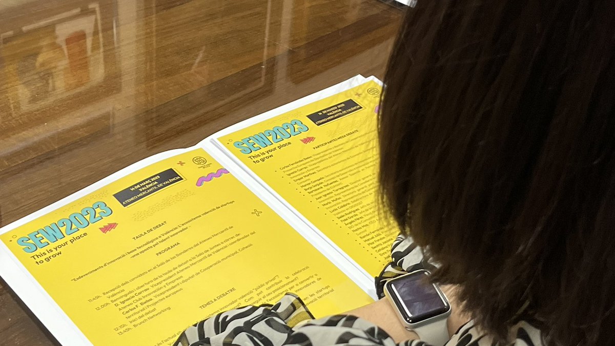 valenciactiva_'s tweet photo. 🚀 Hoy el concejal @borsanro, y nuestra subdirectora de emprendimiento, @Calabria_Lucia, participan en 'Eventos de innovación y base tecnológica en València: el ecosistema valenciano de startups, una apuesta por el talento innovador', mesa impulsada por @dipvalencian en la #Sew23 https://t.co/wRU9egmeAz