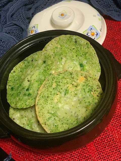 Somasray's tweet photo. #bengalifood #fewingredients #lowoil #pitha #pancake #riceflour #broccoli #fryfruits #chilli #vegan #glutenfree #twitterfood
CURRY AND SPICE: BROCCOLI KAJU KISHMISH DIYE CHITOI PITHA https://t.co/rRa5bTSWjY https://t.co/XD2Lvq8U6q