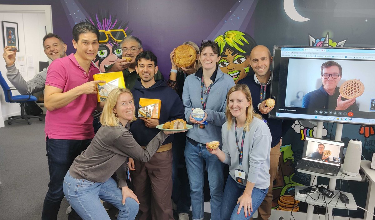 MathsCircleLtd's tweet photo. Happy Pi Day! 🥧

To celebrate the mathematical constant π the Maths Circle team are enjoying a slice of many different pies.

How are you celebrating Pi Day? 

#PiDay #NeverEndingNumber https://t.co/8icWYGF3wo