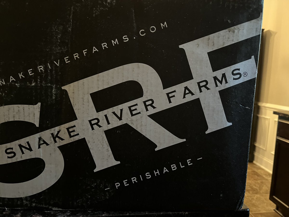 TheSCBBQCo's tweet photo. Stepping up our game this weekend in the rib division with a little @snakeriverfarms. We decided to get serious about our competitions and taking this to the next level. #snakeriverfarms #thebest #bbqcomplife @BbqMitten @BBQNewsMagazine @thisgrilllife @clemsonrvpark https://t.co/2y0VZpPTIl