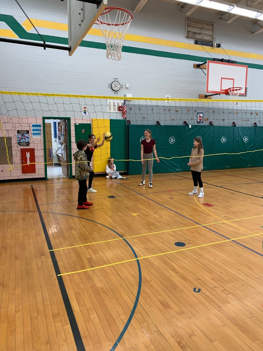 PlankNorthPE's tweet photo. A little Volleyball Action with the 3-5 students. Getting ready for our Big Volleyball Play Day! @PlankNorthPride https://t.co/6ZcXj83Zfa