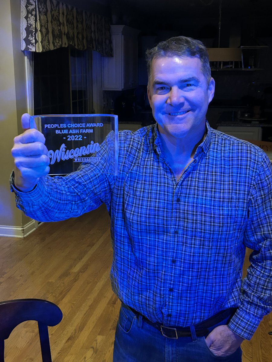 BlueAshFarm's tweet image. Proud and excited to announce that Blue Ash Farm #craftspirits won the People’s Choice Award at the 2022 Whiskey Fest! Thanks to @bourbonreviewsofficial and the 100’s of guests that were  there. Looking forward to #whiskeyfest 2023, hope to see you there! #bourbon #whiskeytasting