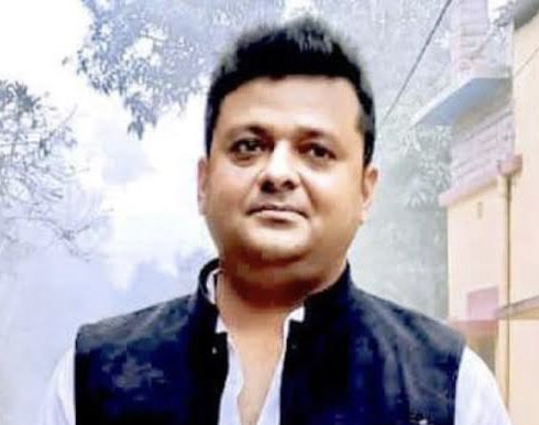 RijuDutta_84's tweet photo. The @AITCofficial under the leadership of Ms. @MamataOfficial &amp; Sh. @abhishekaitc has a ZERO TOLERANCE POLICY towards Corruption, therefore..
Kuntal Ghosh &amp; Santanu Banerjee, both accused in the Education Dept. Recruitment Corruption Case are 𝐄𝐗𝐏𝐄𝐋𝐋𝐄𝐃 from the Party. 👇 https://t.co/kaqKw3sAQD